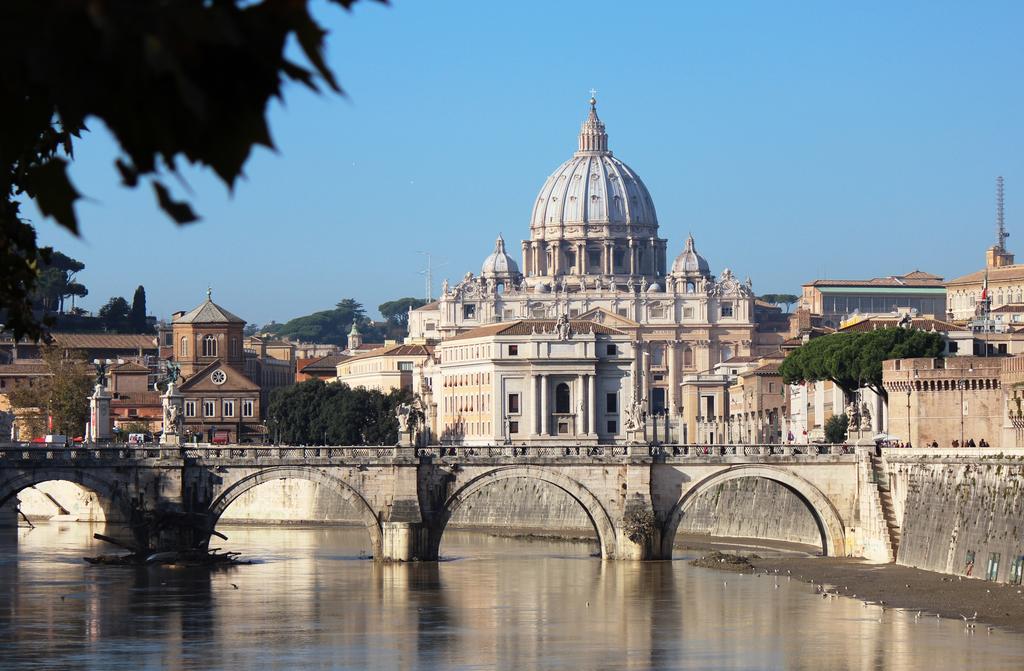 Fermata San Pietro - Con Parcheggio Apartamento *